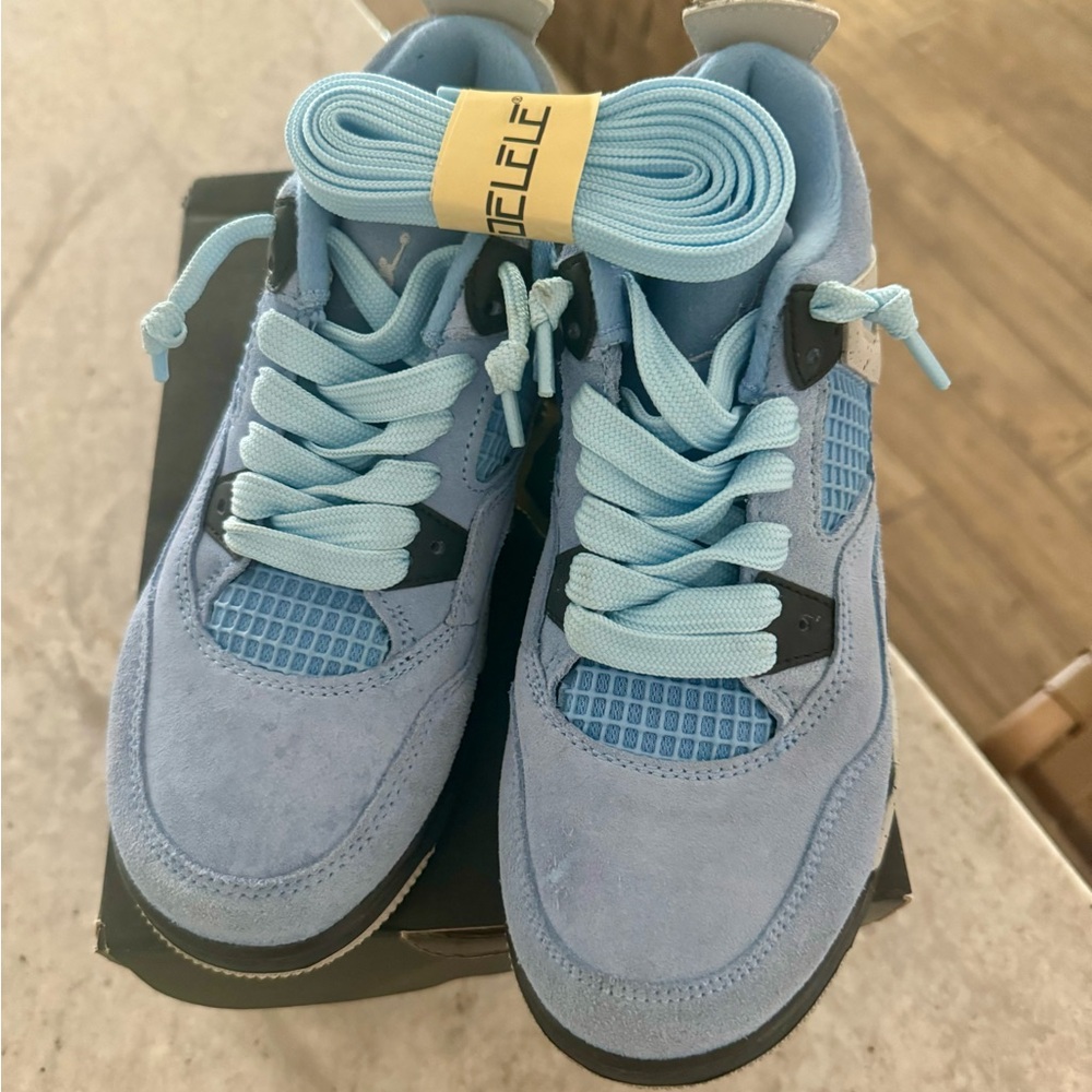 Jordan 4 retro boys sneaker university blue with extra new laces